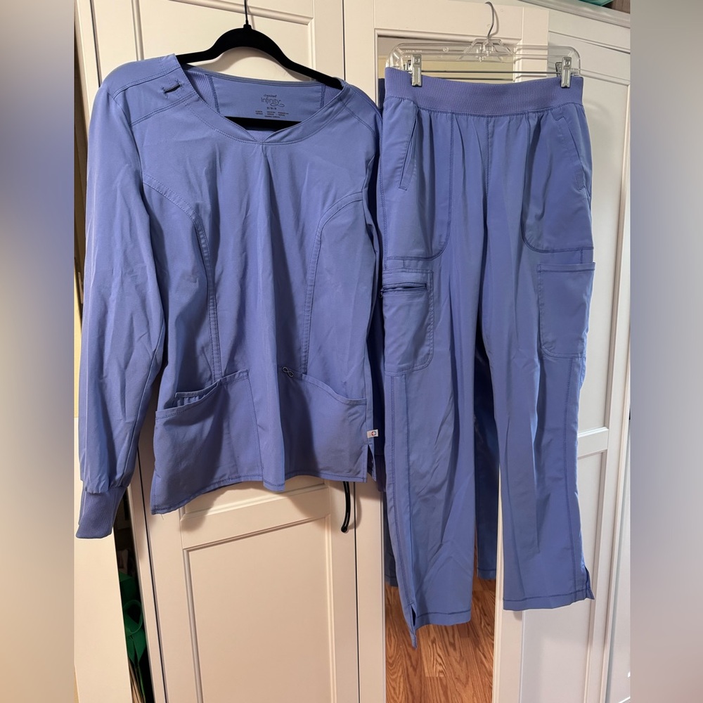 Ceil Blue Cherokee Infinity Scrub Set